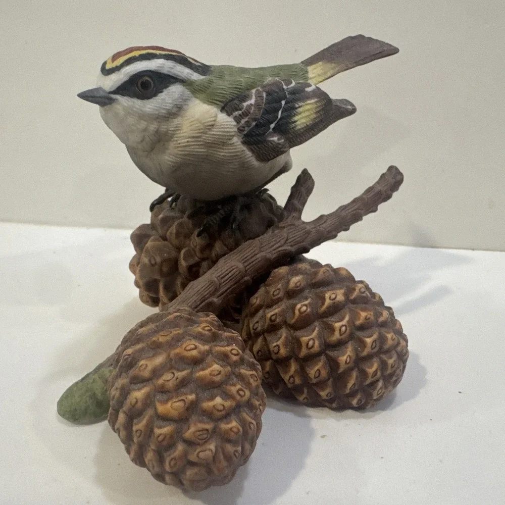 Vtg Lenox Golden Crowned Kinglet Figurine Garden Bird Collection Fine Porcelain